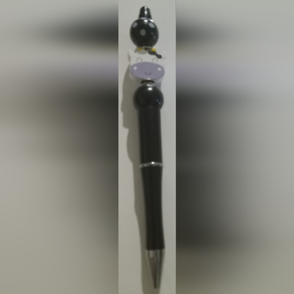 Adorable cow beaded ink pen - Picture 2 of 3